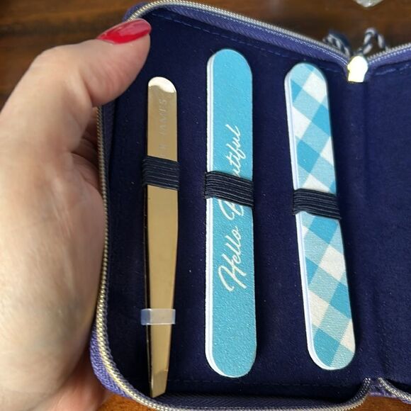 Draper James Manicure Set NWT Magnolia Print - Picture 4 of 8